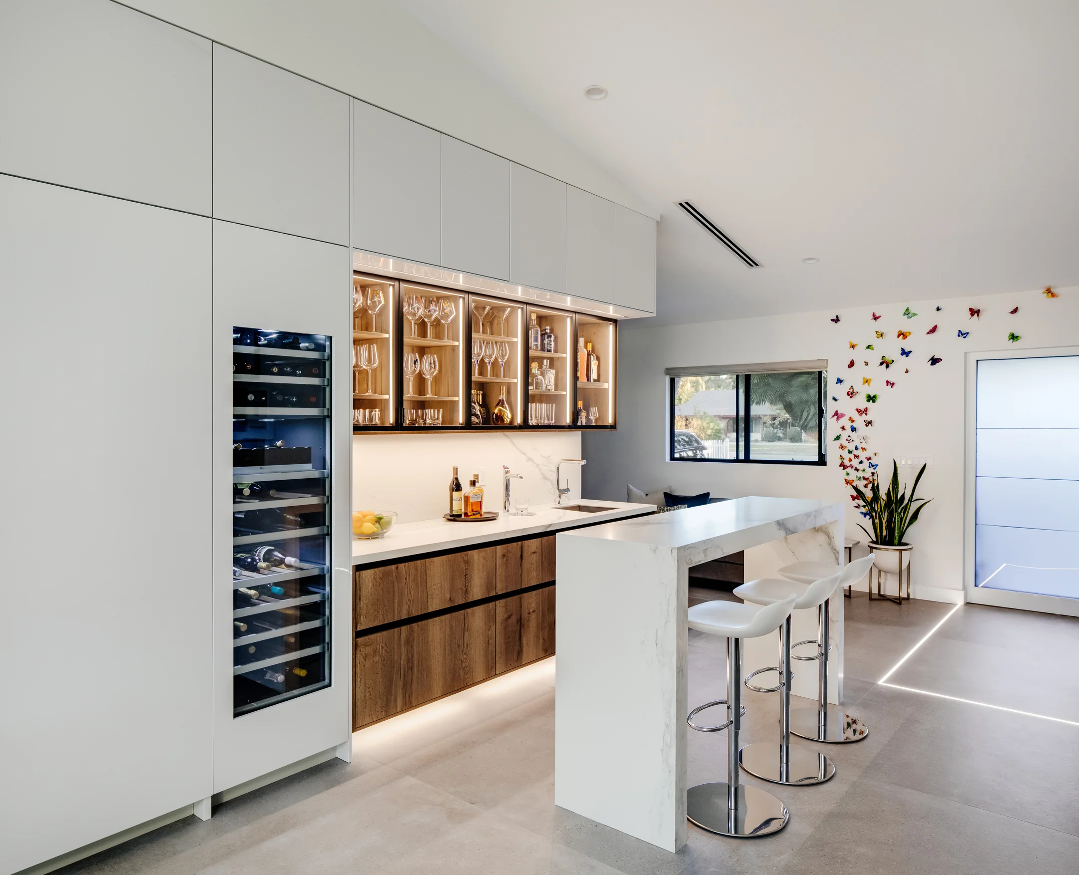 2023 Tram — photo 6