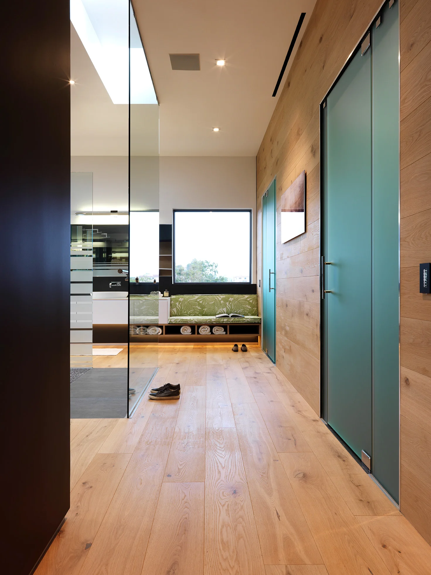 Beverly Hills — photo 15