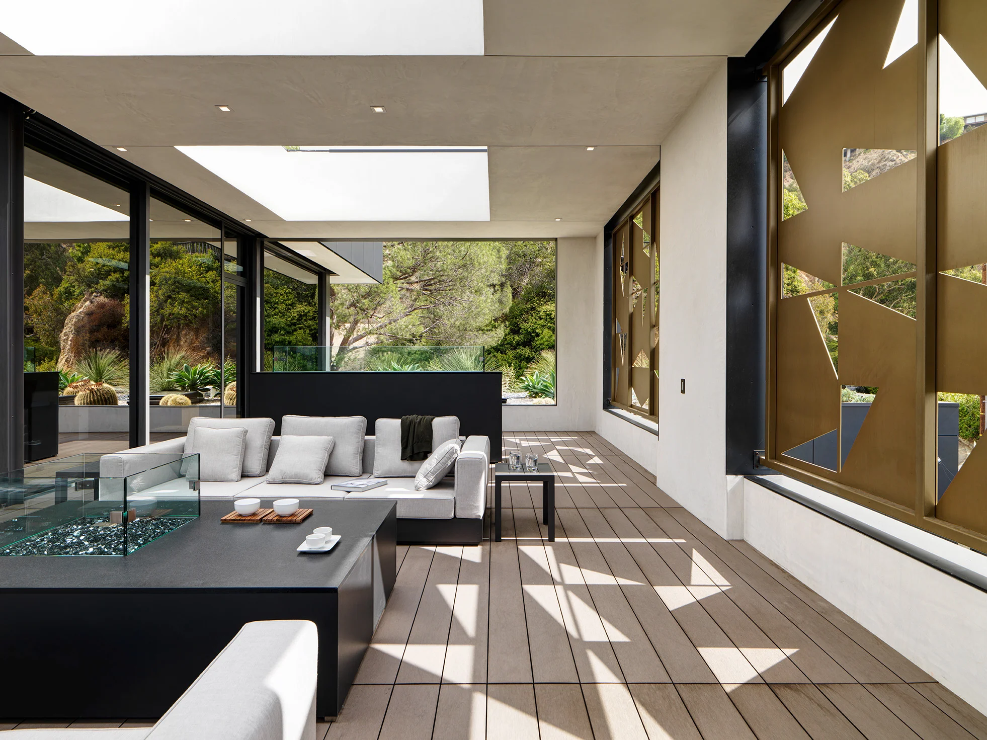 Beverly Hills — photo 26