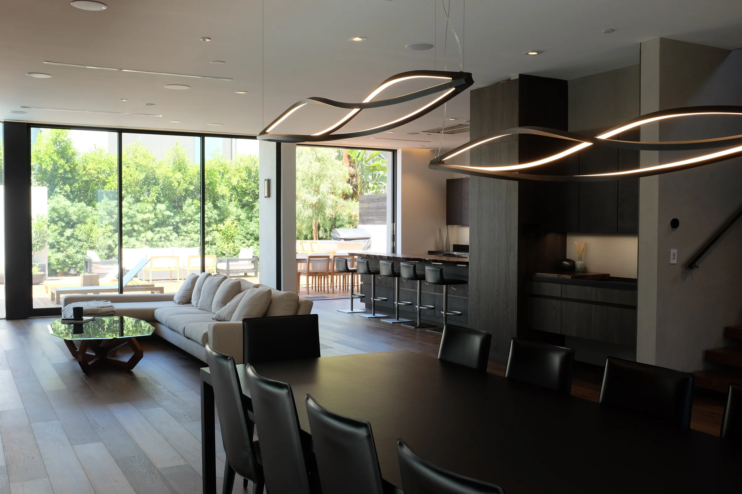 Hollywood — photo 4