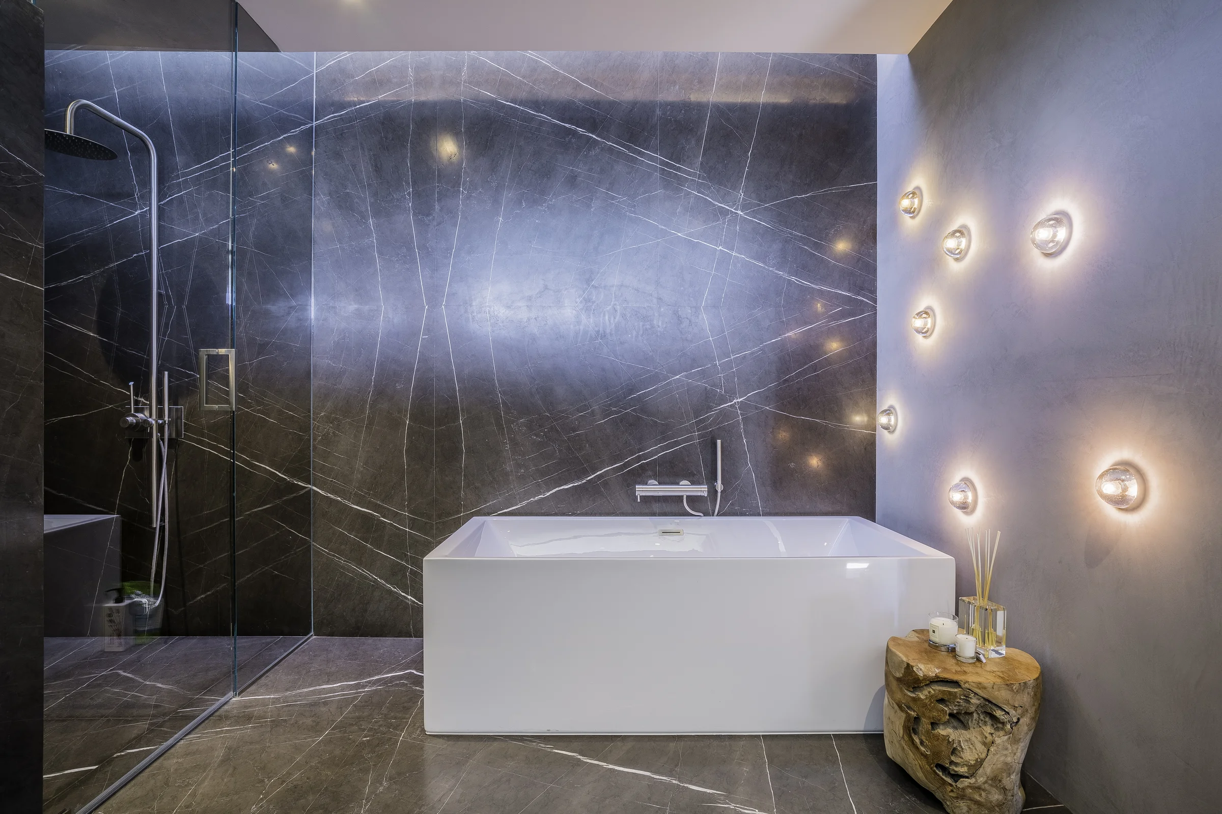 Hollywood — photo 11