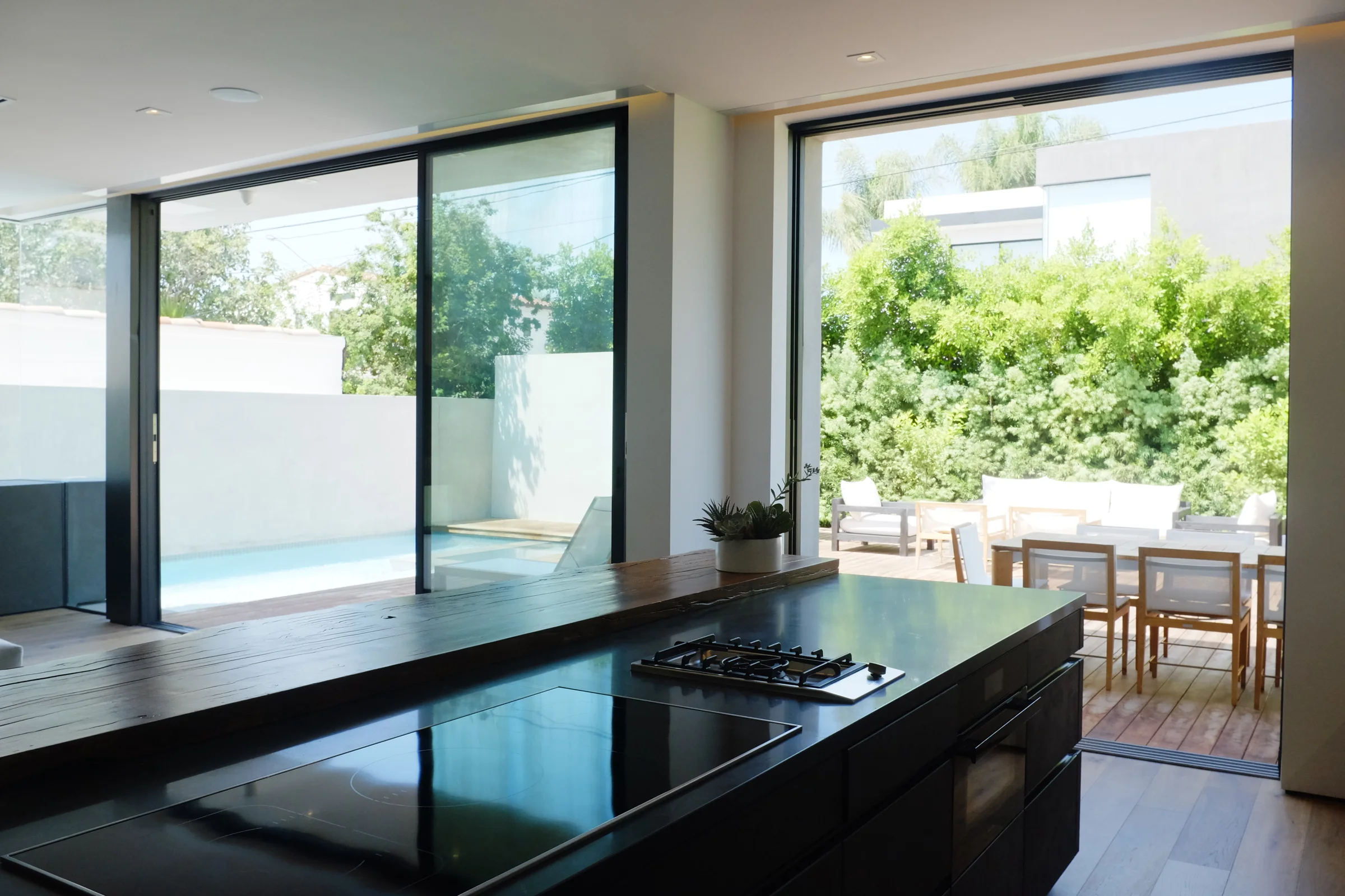 Hollywood — photo 42